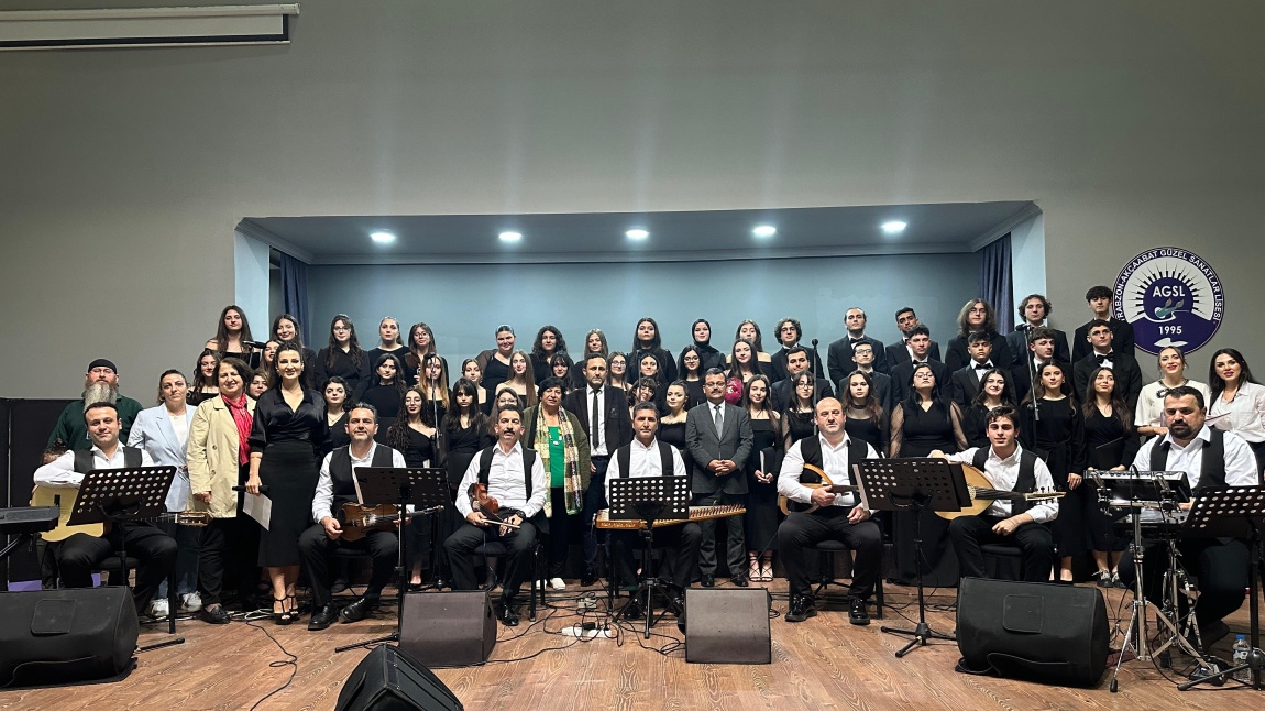 OKULUMUZUN TÜRK SANAT MÜZİĞİ KOROMUZ